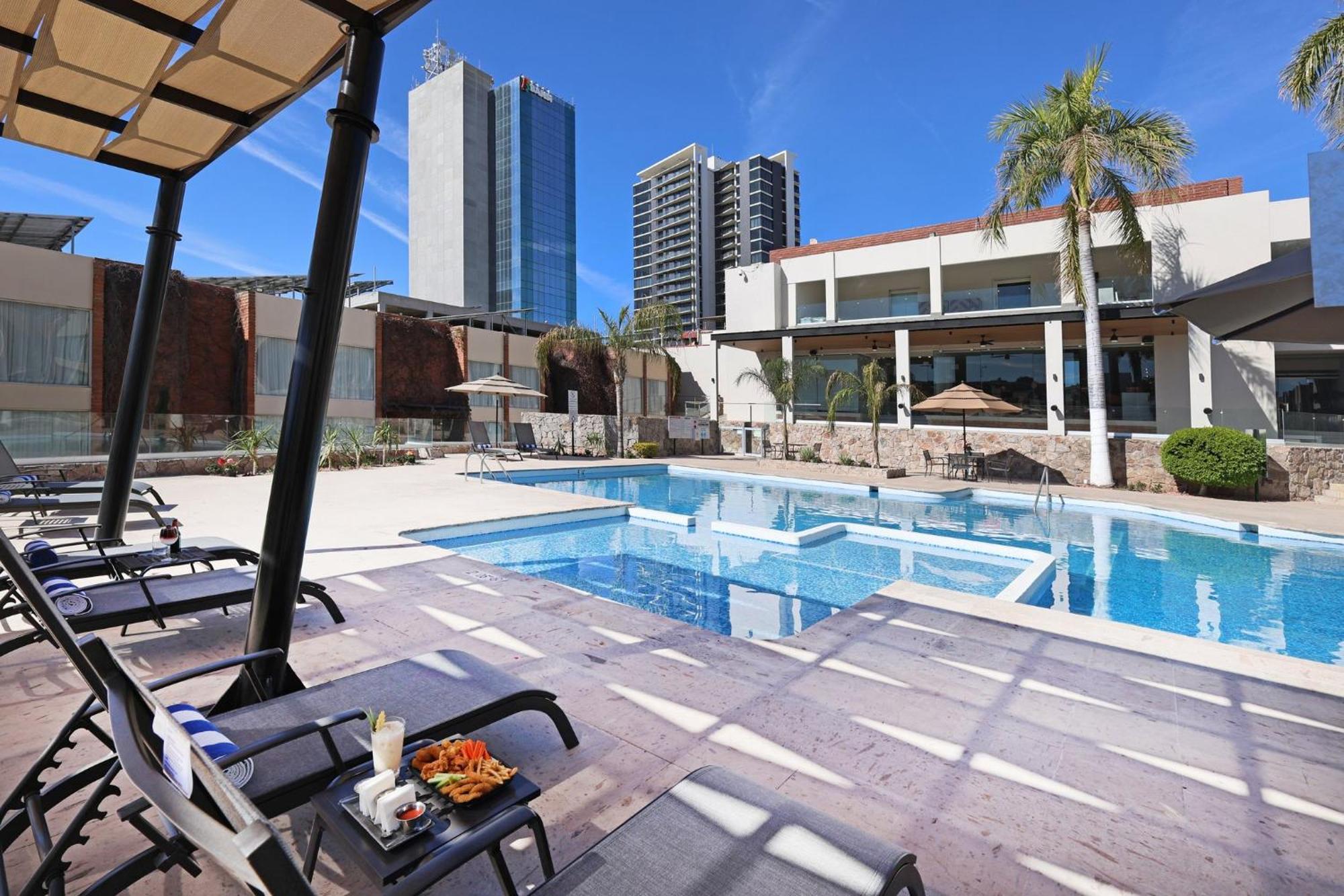 Voco Hermosillo By Ihg Ngoại thất bức ảnh